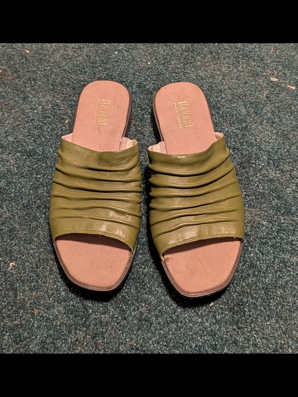 Munro Olive Green Ruched Leather Slide Mules